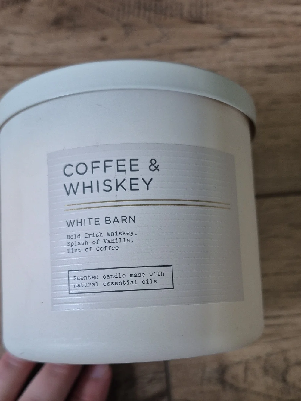 White Barn. Coffee & Whiskey. NWT. 14.5oz 3wick Candle. - Picture 5 of 5